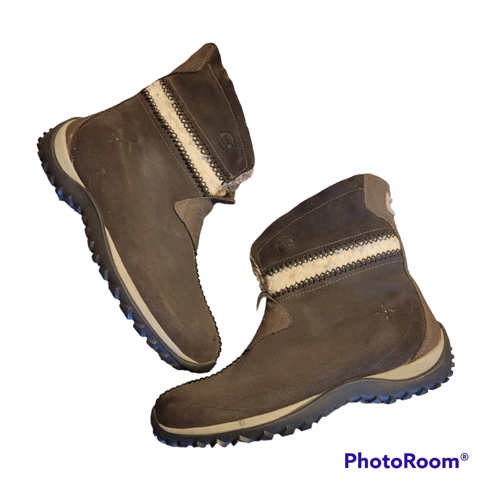 SOREL NICOLET BOOTS ~9.5 WATERPROOF / LINED ~